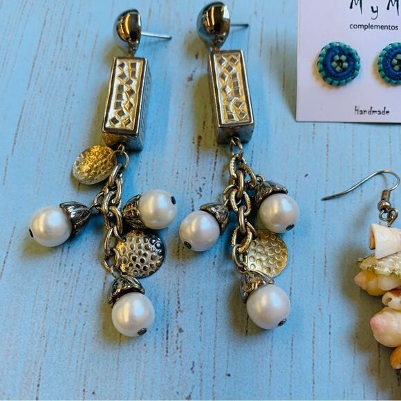 Earring Bundle  - Picture 4 of 7